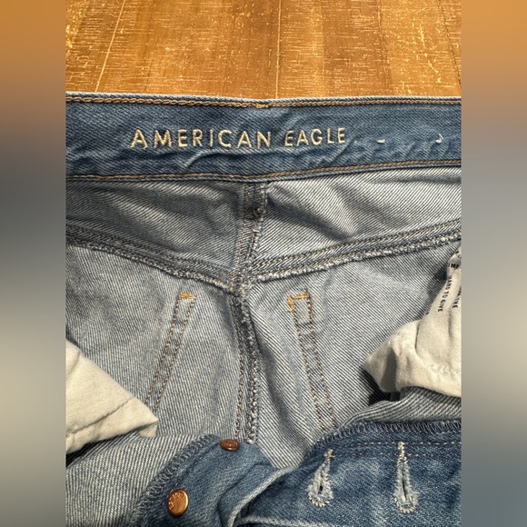 American Eagle Distressed Button Fly Hi-Rise Girlfriend Jeans - Picture 7 of 16